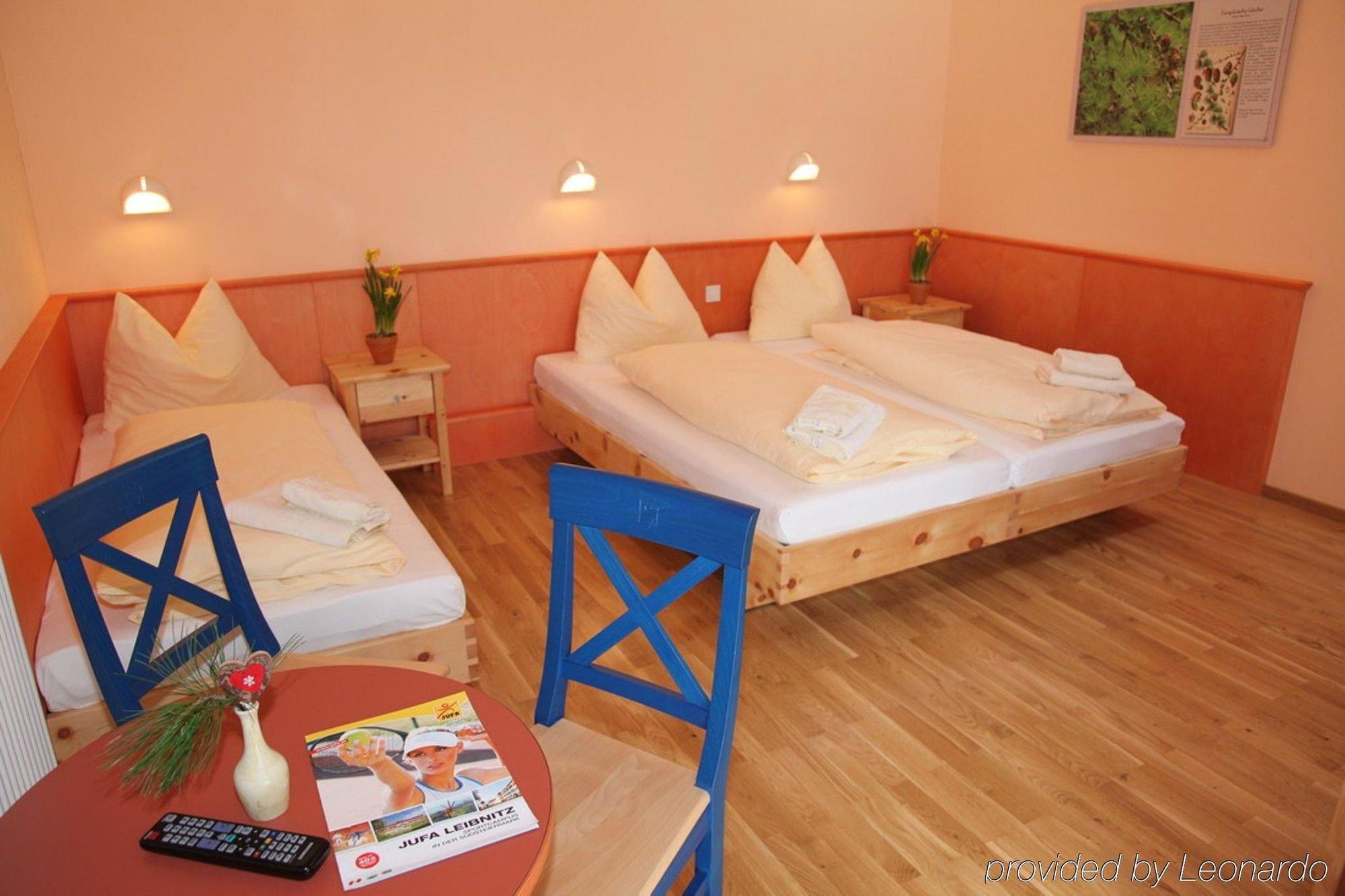 Jufa Hotel Hochrindl Rum bild